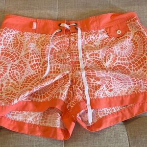 Vineyard Vines Orange Lace Pattern Shorts